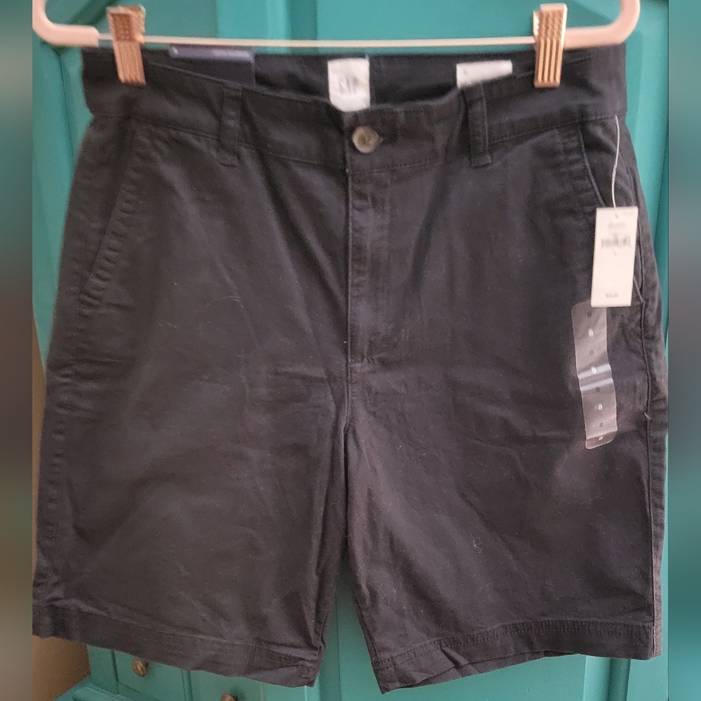 GAP Women's Black Bermuda Shorts